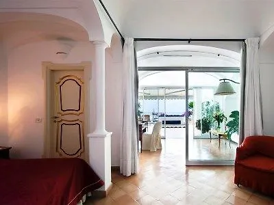 L'ancora Отель 4*