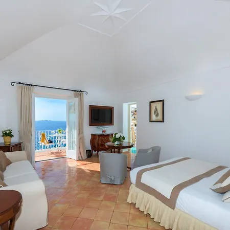 L'ancora Hotell 4*