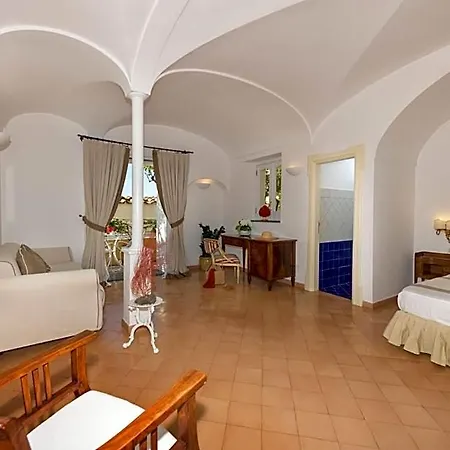 L'ancora Hotel 4*