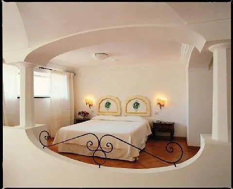 Hotell L'ancora 4*